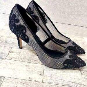 Karl Lagerfeld Paris Heels Shoes Sz 7.5 Lace  plaid 3 1/2” Heels Pointed Toe